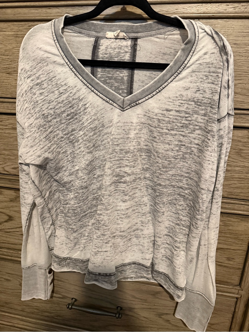 Jane and Delancey Light Gray Heathered V-Neck Pullover